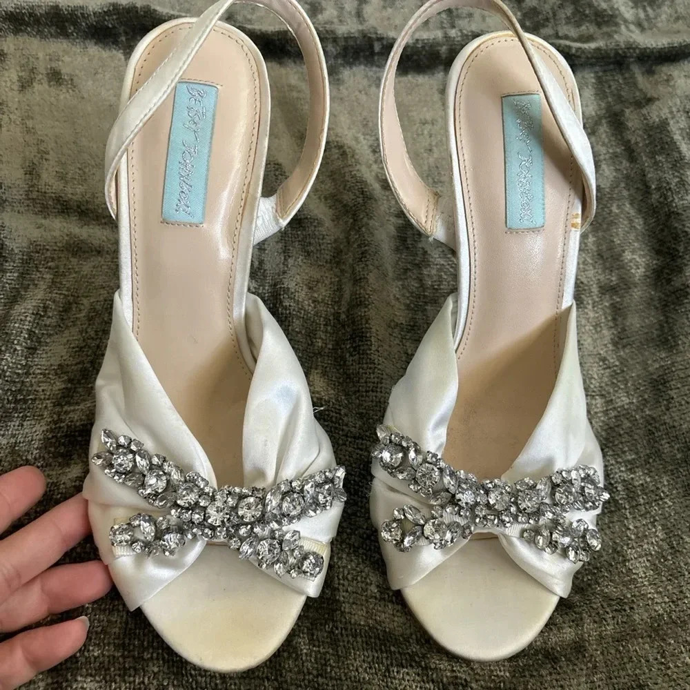 Betsey Johnson  White and silver silk high heels size 8